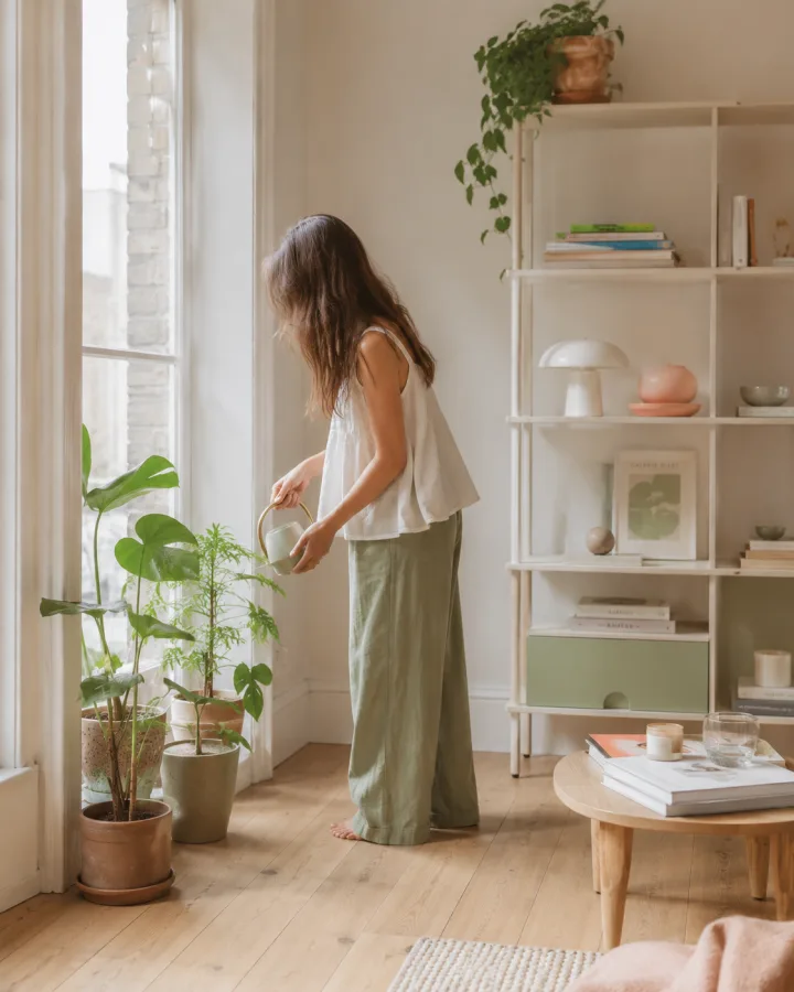 HOME · 수현